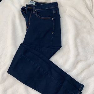 Dark wash skinny jeggings